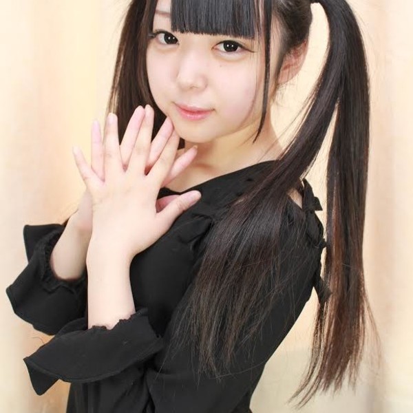 るり