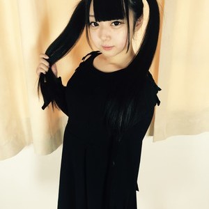 るり