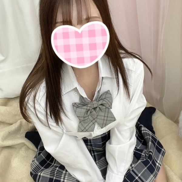 ねね　143cm（Dカップ）　19歳