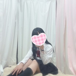 なっちゃん　153cm（）　18歳