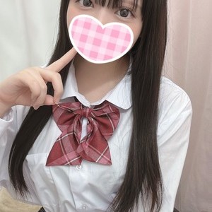なみあ　160cm（Cカップ）　19歳