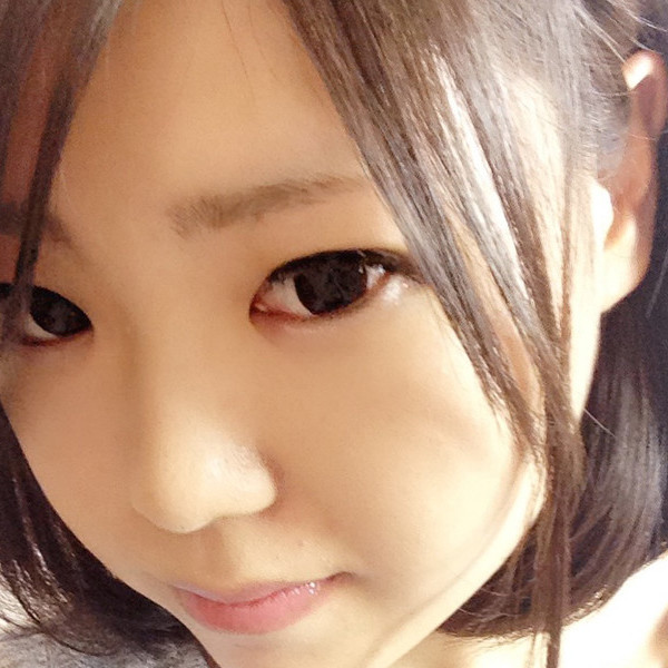 ひとみ