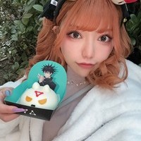 もも(Eカップ)